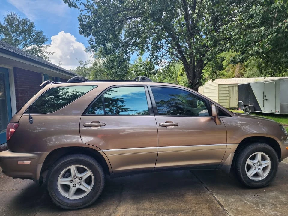1999 Lexus RX 1st Gen - Image 2 of 12