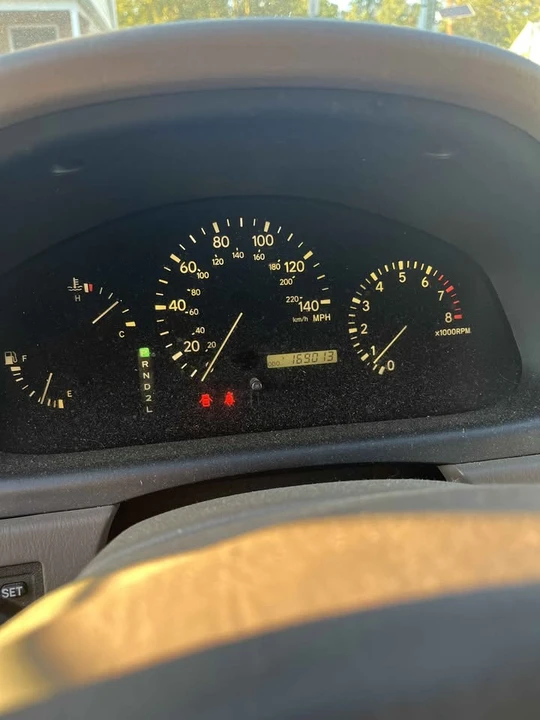 1999 Lexus RX 1st Gen - Image 5 of 6