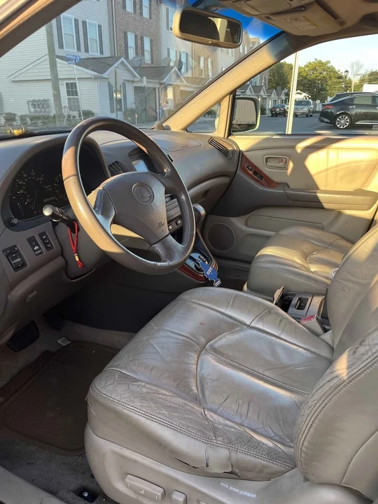 1999 Lexus RX 1st Gen - Image 6 of 6
