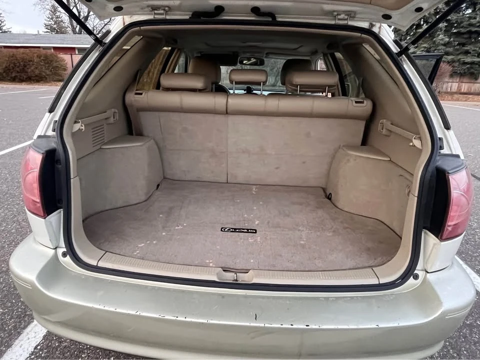 1999 Lexus RX 1st Gen - Image 10 of 15