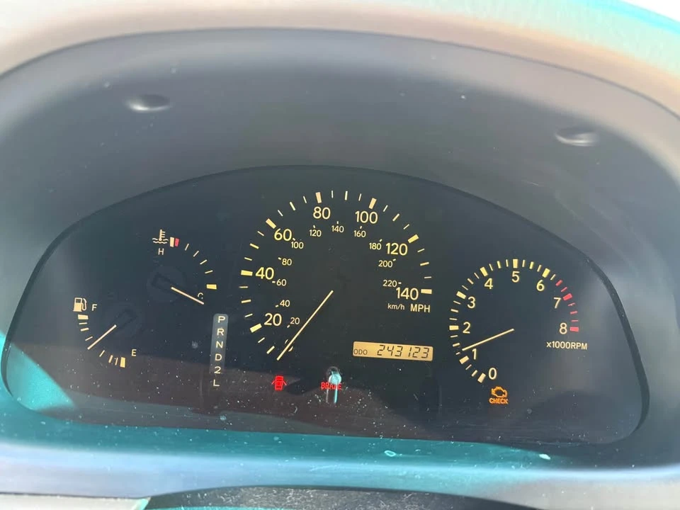 1999 Lexus RX 1st Gen - Image 15 of 15