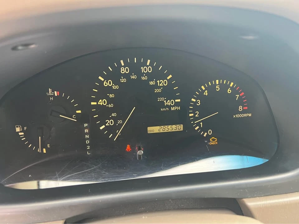 1999 Lexus RX 1st Gen - Image 5 of 8