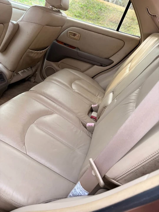 1999 Lexus RX 1st Gen - Image 7 of 8