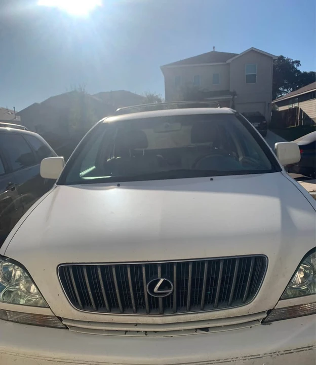 1999 Lexus RX 1st Gen - Image 7 of 8