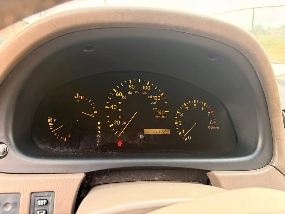 1999 Lexus RX 1st Gen - Image 6 of 8