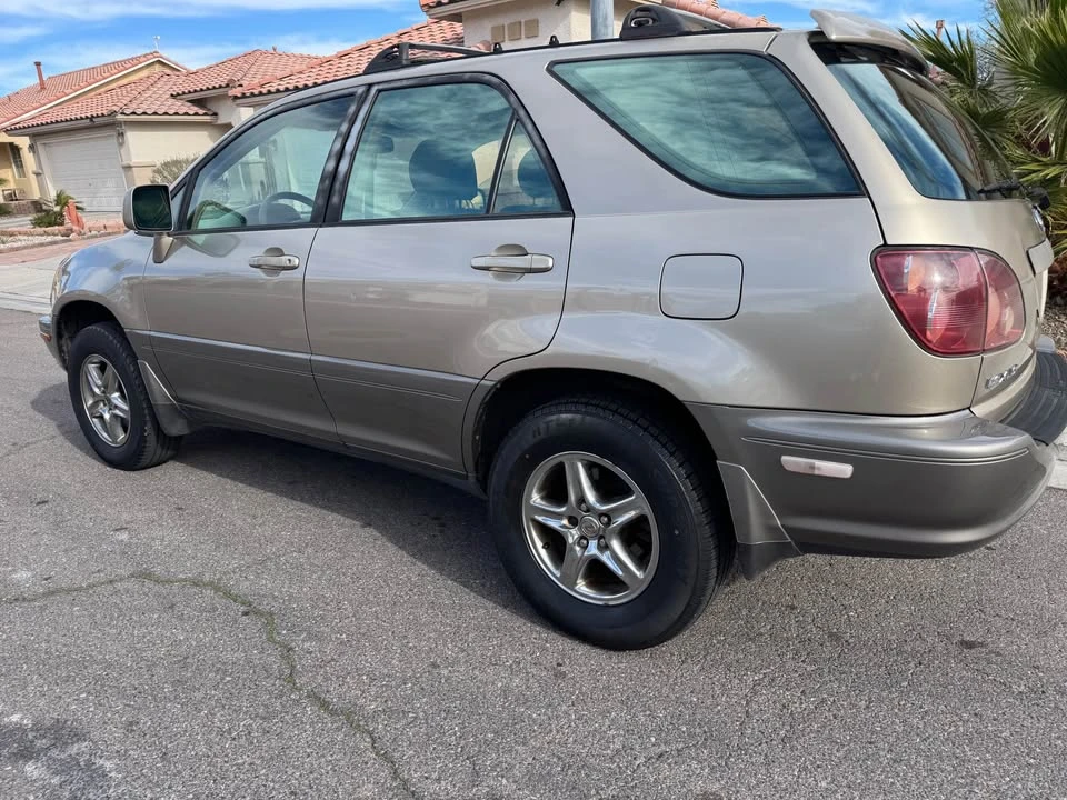 1999 Lexus RX 1st Gen - Image 3 of 6