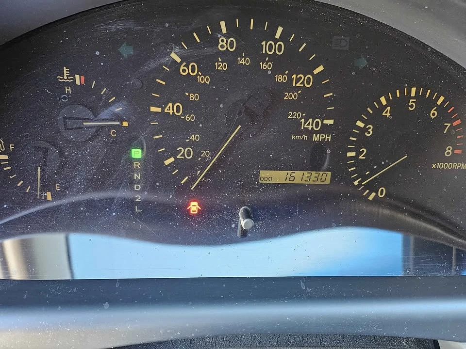 1999 Lexus RX 1st Gen - Image 5 of 11