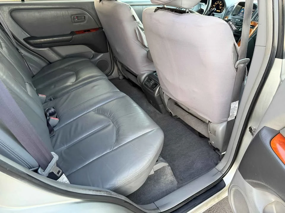 1999 Lexus RX 1st Gen - Image 11 of 11