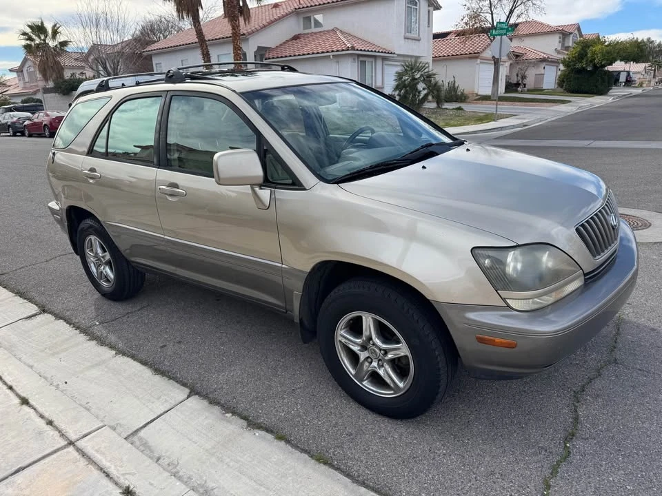 1999 Lexus RX 1st Gen - Image 4 of 6