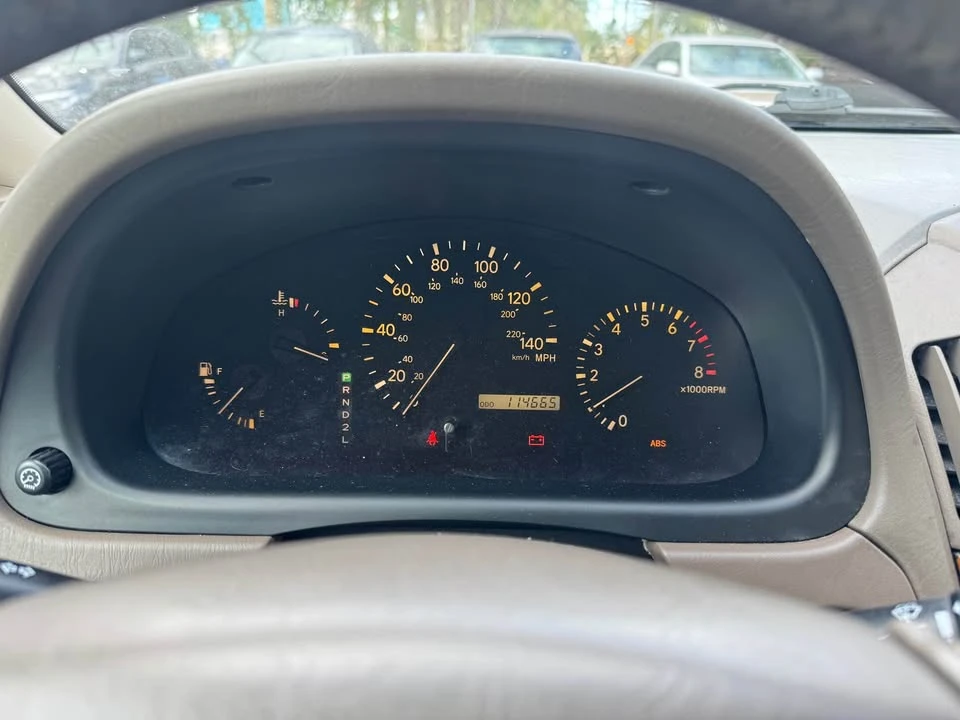 1999 Lexus RX 1st Gen - Image 6 of 9
