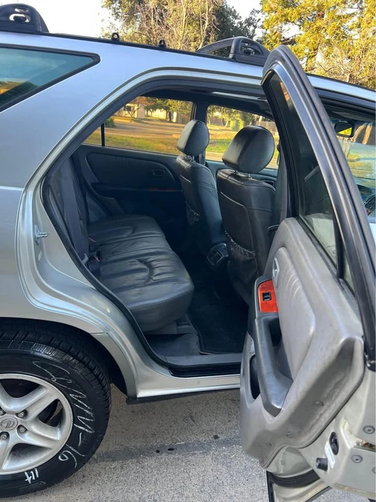 1999 Lexus RX 1st Gen - Image 6 of 14