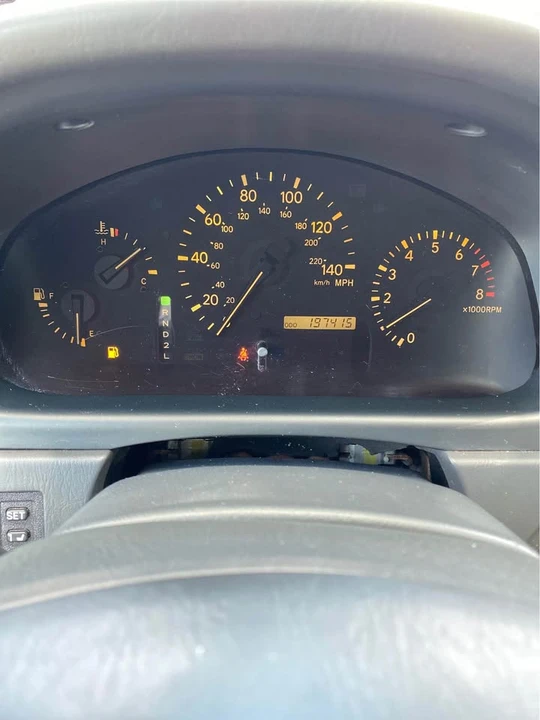1999 Lexus RX 1st Gen - Image 10 of 11