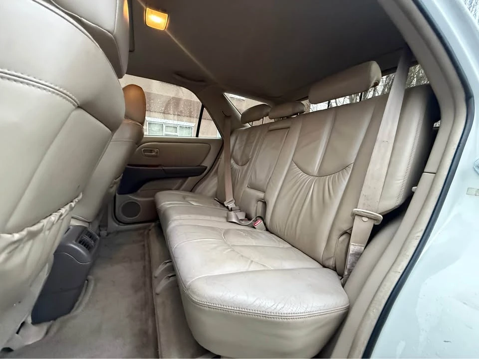 1999 Lexus RX 1st Gen - Image 10 of 10