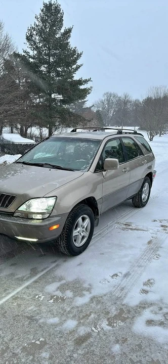 1999 Lexus RX 1st Gen - Image 2 of 7
