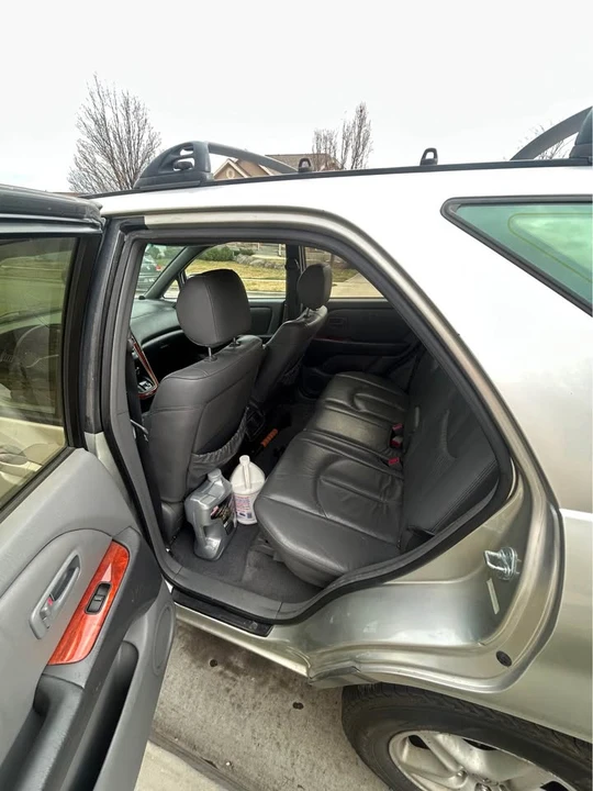 1999 Lexus RX 1st Gen - Image 8 of 9