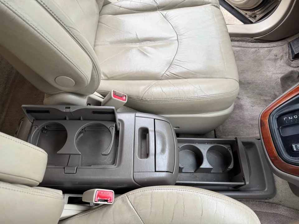 1999 Lexus RX 1st Gen - Image 9 of 10