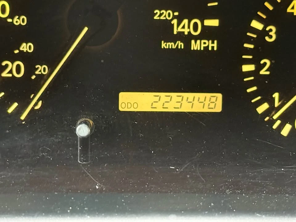 1999 Lexus RX 1st Gen - Image 4 of 10
