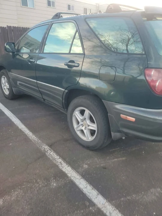 1999 Lexus RX 1st Gen - Image 2 of 9