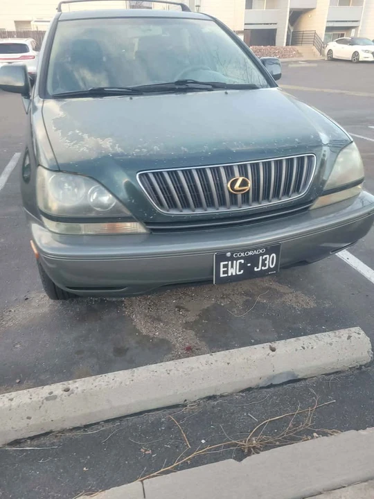 1999 Lexus RX 1st Gen - Image 4 of 9