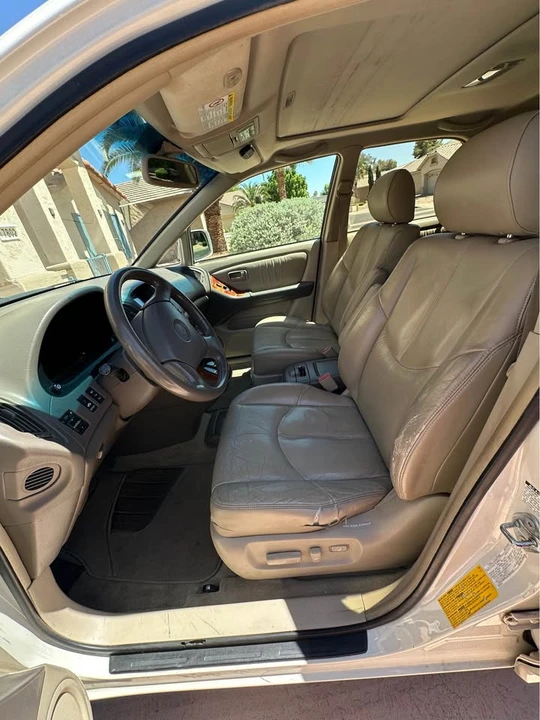 1999 Lexus RX 1st Gen - Image 10 of 16