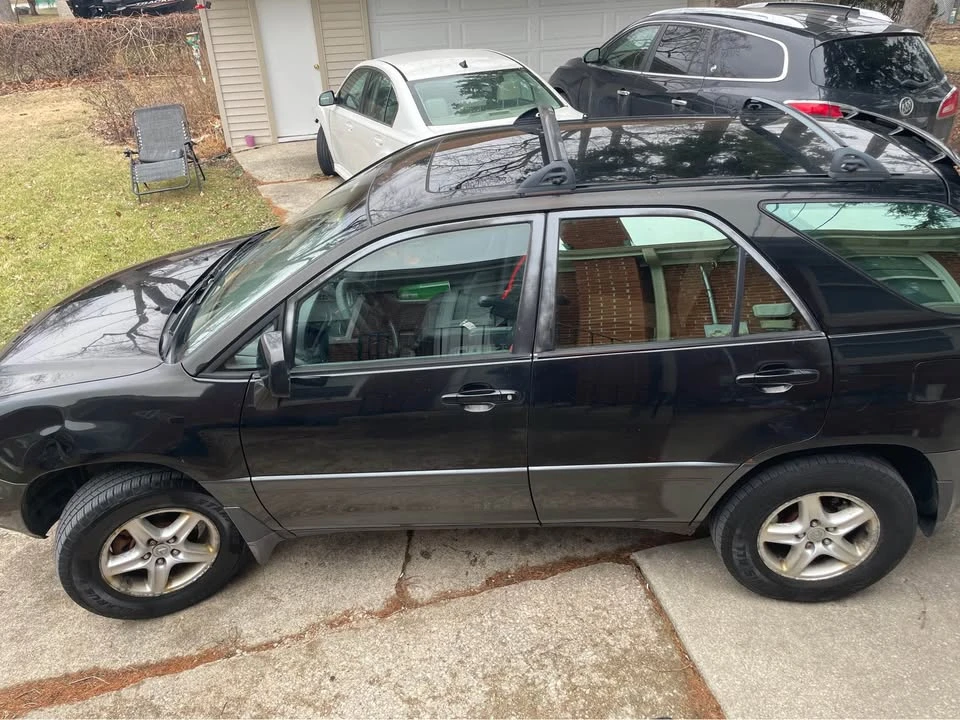 1999 Lexus RX 1st Gen - Image 3 of 7
