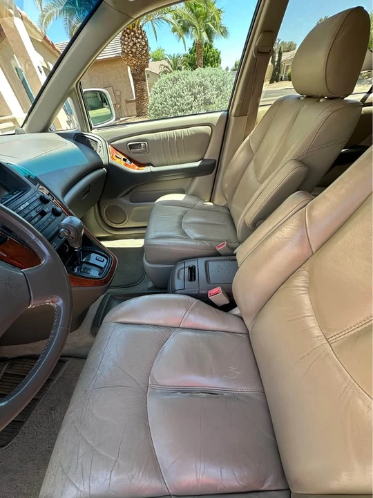 1999 Lexus RX 1st Gen - Image 11 of 16