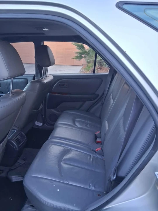1999 Lexus RX 1st Gen - Image 7 of 7