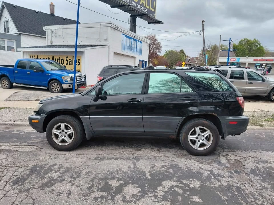 1999 Lexus RX 1st Gen - Image 2 of 6