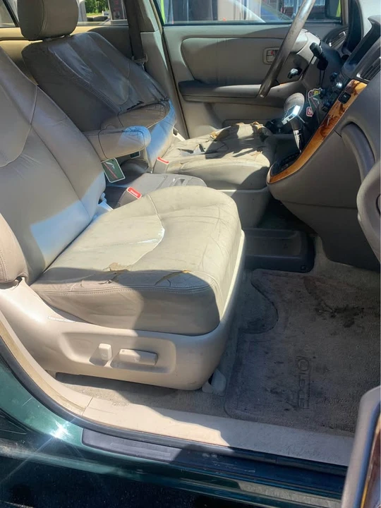 1999 Lexus RX 1st Gen - Image 7 of 14