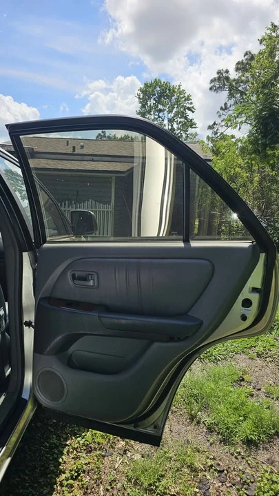 1999 Lexus RX 1st Gen - Image 10 of 13