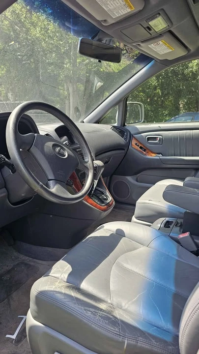 1999 Lexus RX 1st Gen - Image 7 of 13