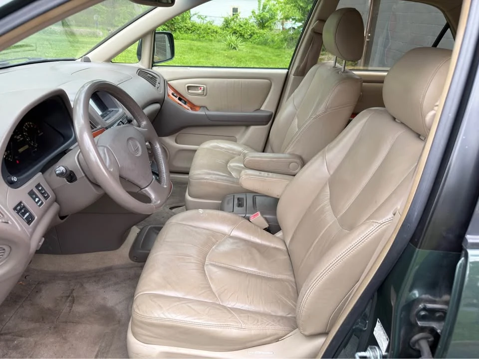 1999 Lexus RX 1st Gen - Image 7 of 15