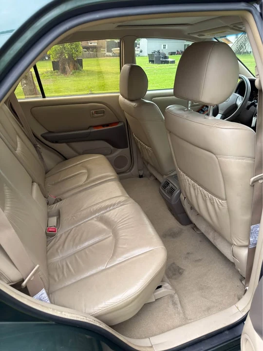 1999 Lexus RX 1st Gen - Image 12 of 15