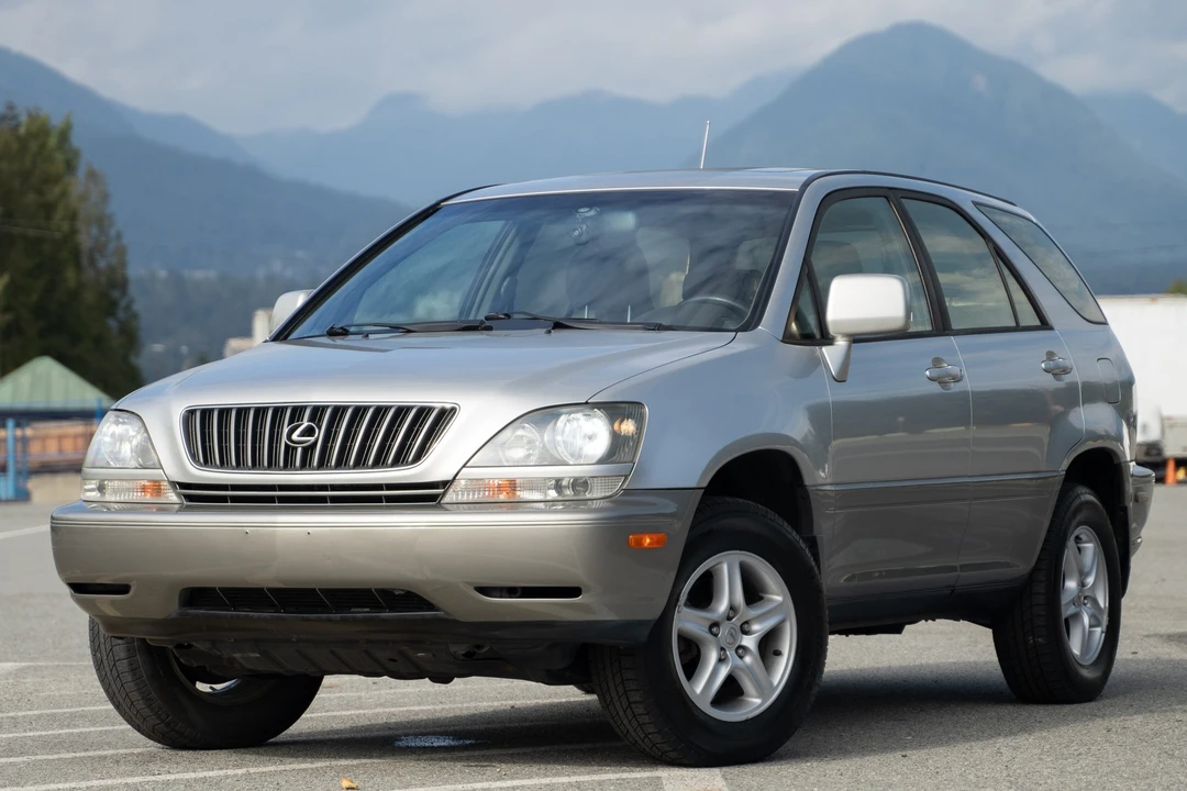 1999 Lexus RX 1st Gen - Image 7 of 31