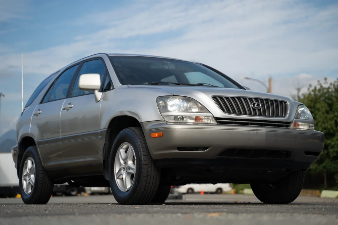 1999 Lexus RX 1st Gen - Image 14 of 31