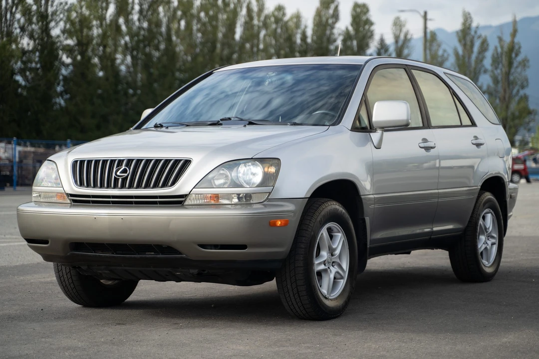 1999 Lexus RX 1st Gen - Image 2 of 31