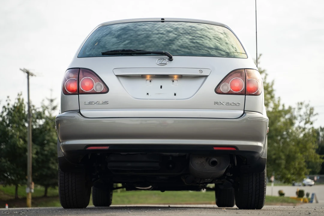 1999 Lexus RX 1st Gen - Image 22 of 31