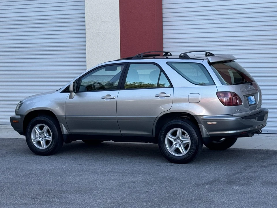1999 Lexus RX 1st Gen - Image 14 of 31
