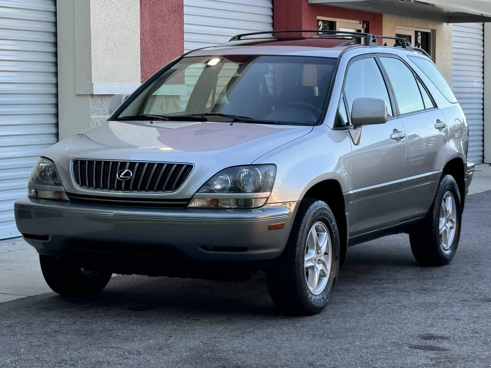 1999 Lexus RX 1st Gen - Image 2 of 31