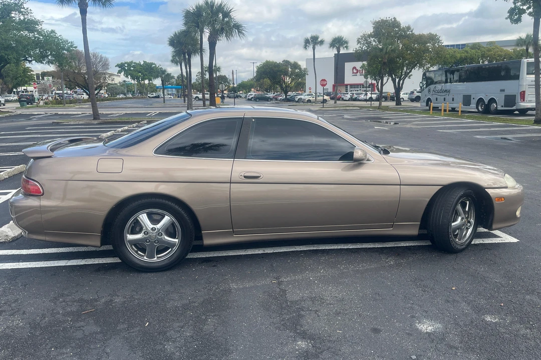 1999 Lexus SC400 - Image 3 of 31
