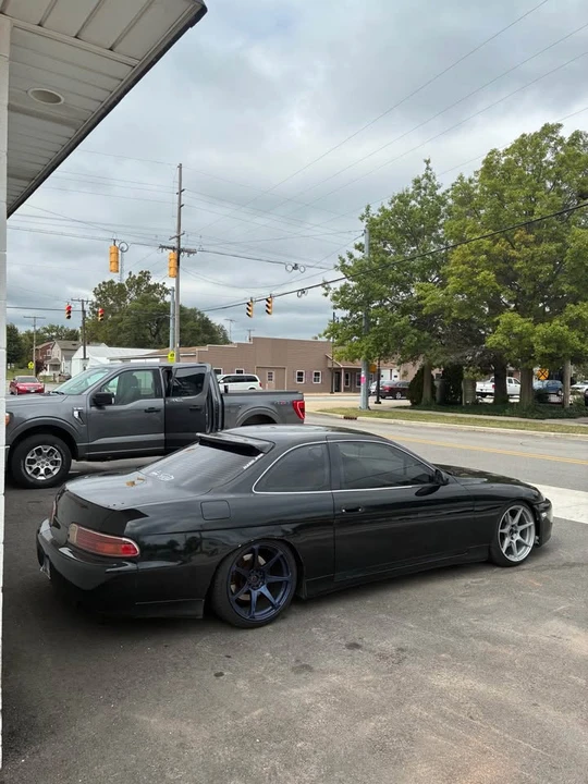 1999 Lexus SC400 - Image 3 of 4