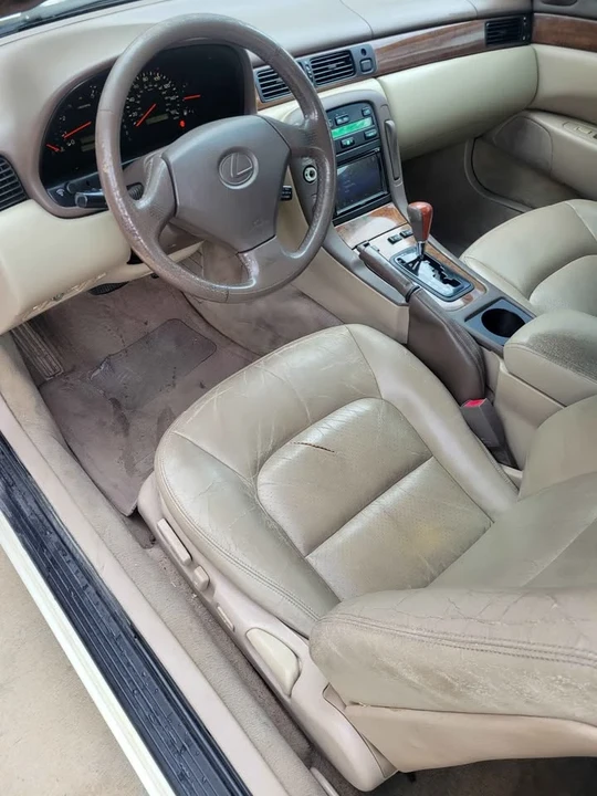 1999 Lexus SC400 - Image 8 of 12