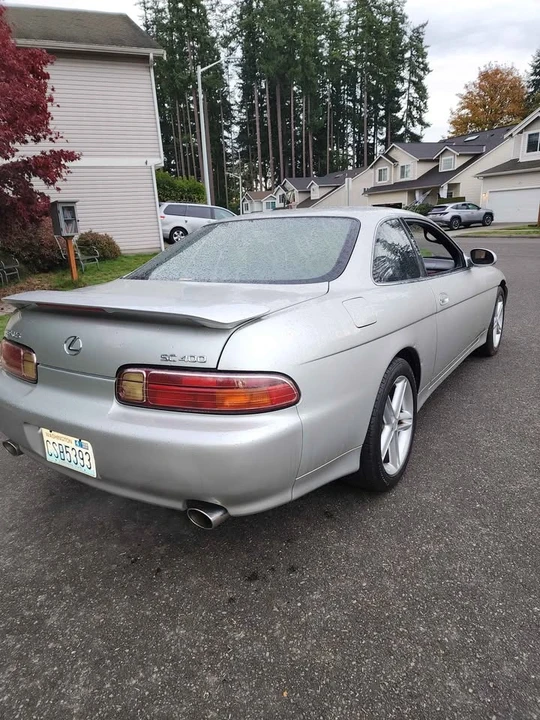 1999 Lexus SC400 - Image 3 of 13