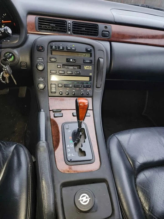 1999 Lexus SC400 - Image 12 of 13