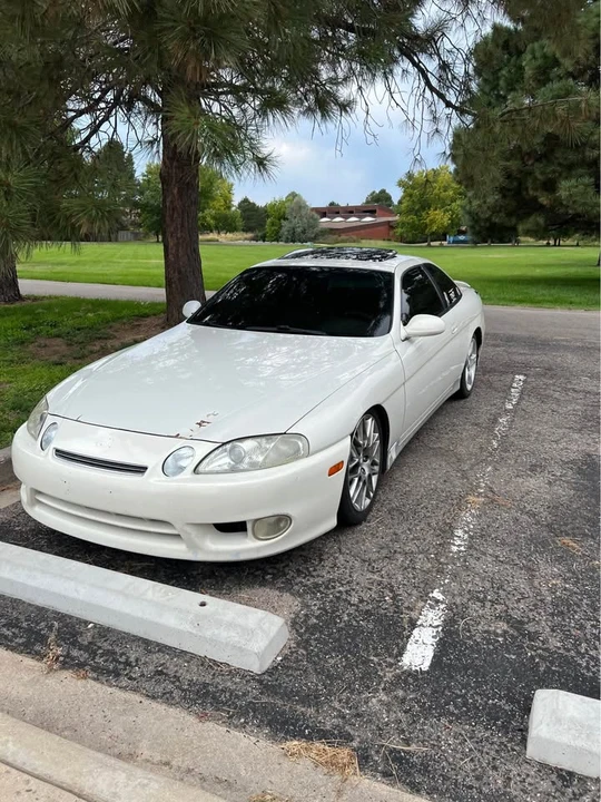 1999 Lexus SC400 - Image 3 of 10