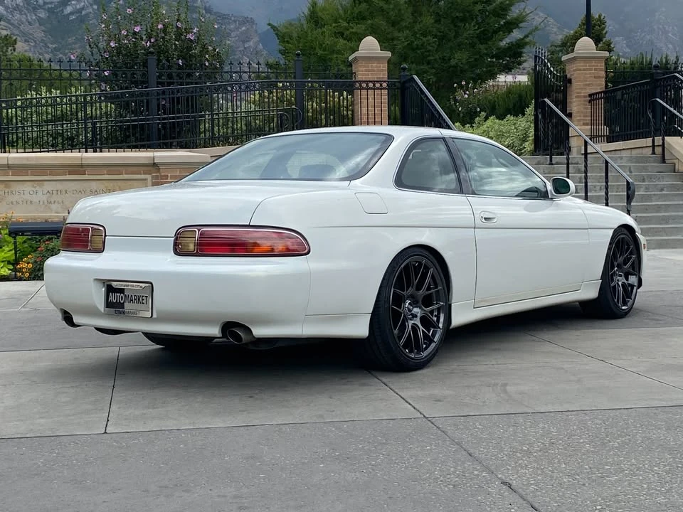 1999 Lexus SC400 - Image 5 of 9