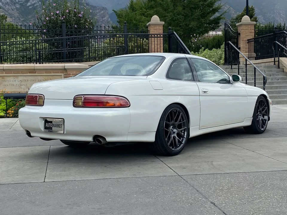 1999 Lexus SC400 - Image 5 of 9
