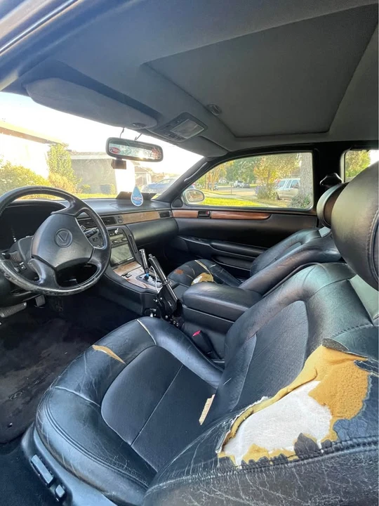 1999 Lexus SC400 - Image 3 of 4
