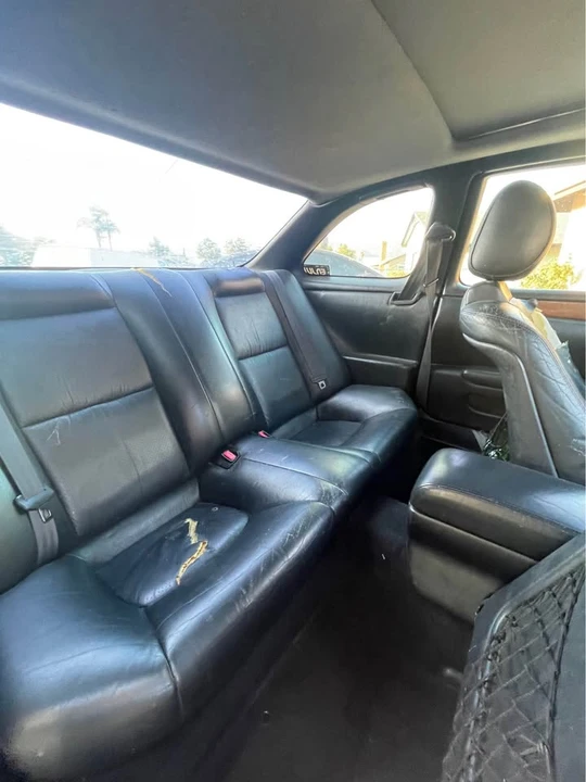 1999 Lexus SC400 - Image 4 of 4