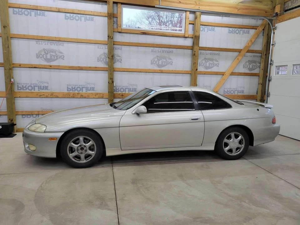 1999 Lexus SC400 - Image 4 of 4